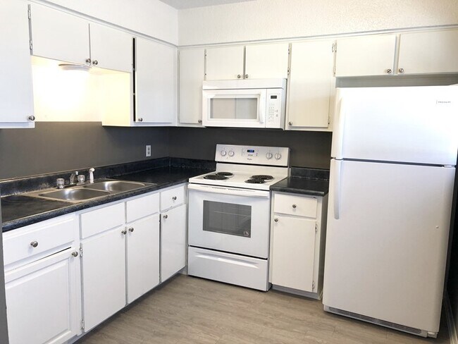 Foto del edificio - Welcome to 420 Gilmer, Unit 3!