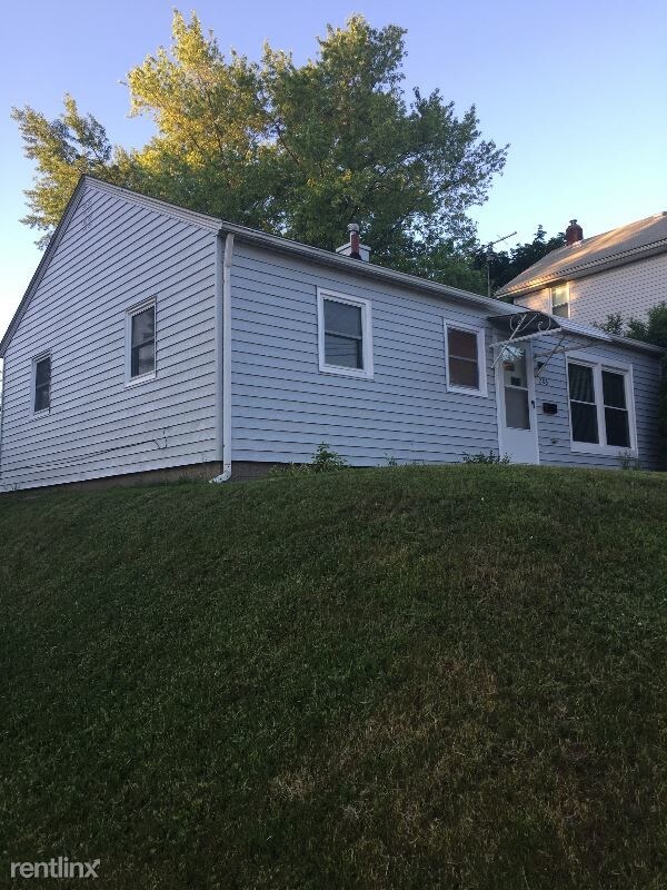 Building Photo - 3 br, 1 bath House - 203 E. Ford