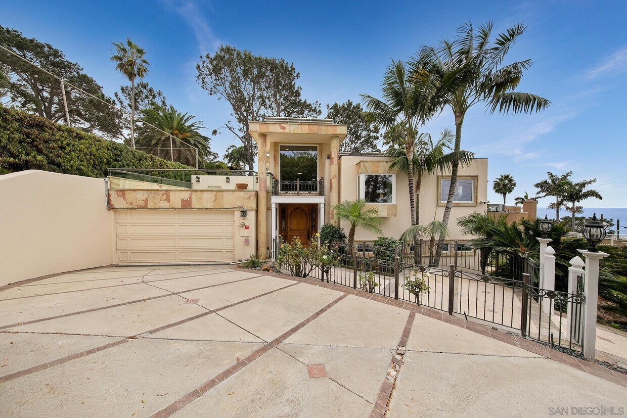 Primary Photo - 1735 Seaview Ave