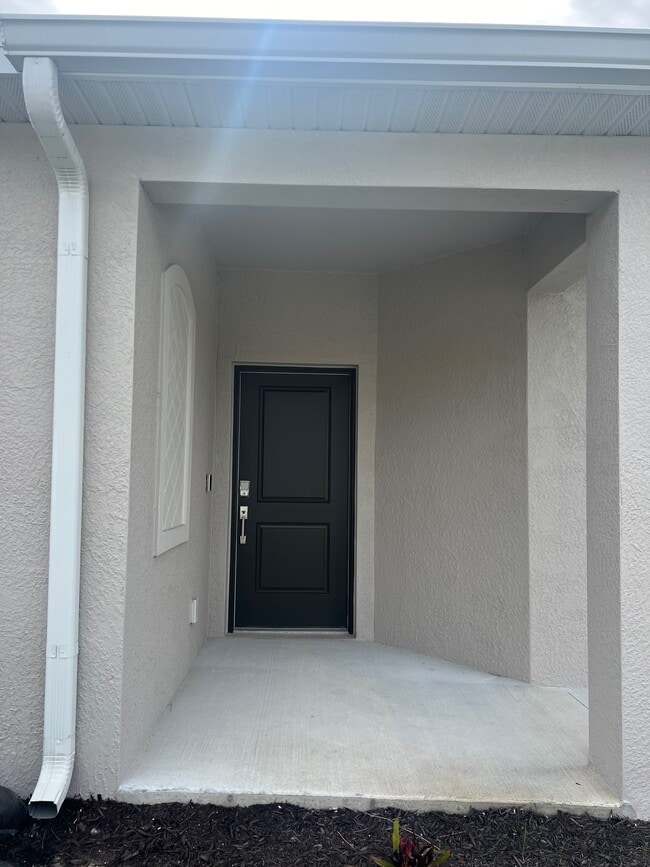 Building Photo - 9099 Leatherwood Loop