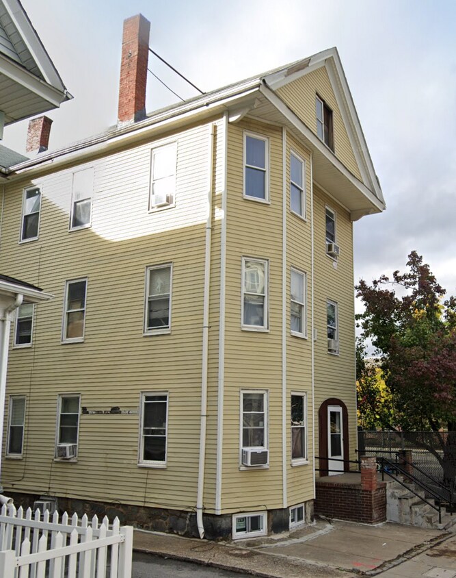 Foto principal - 24 Everett St