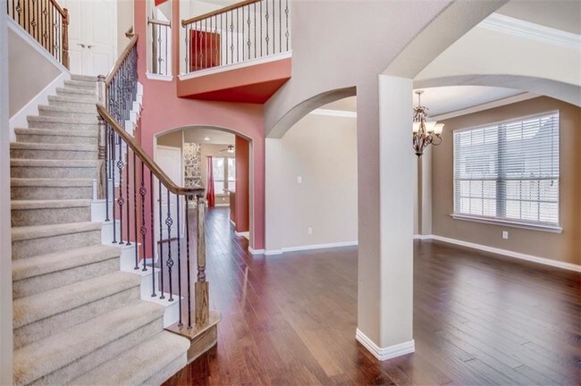 Building Photo - 5637 Belton Ln