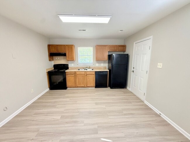Foto del edificio - 3550 Crestridge Dr
