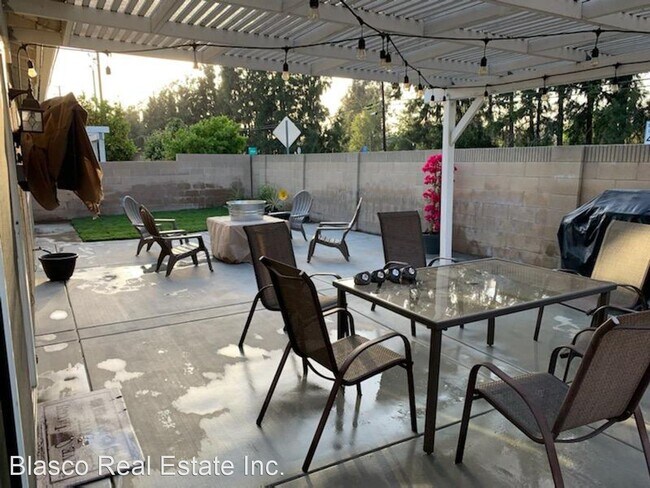Foto del edificio - 3 br, 2 bath House - 4006 Yellowstone Cir