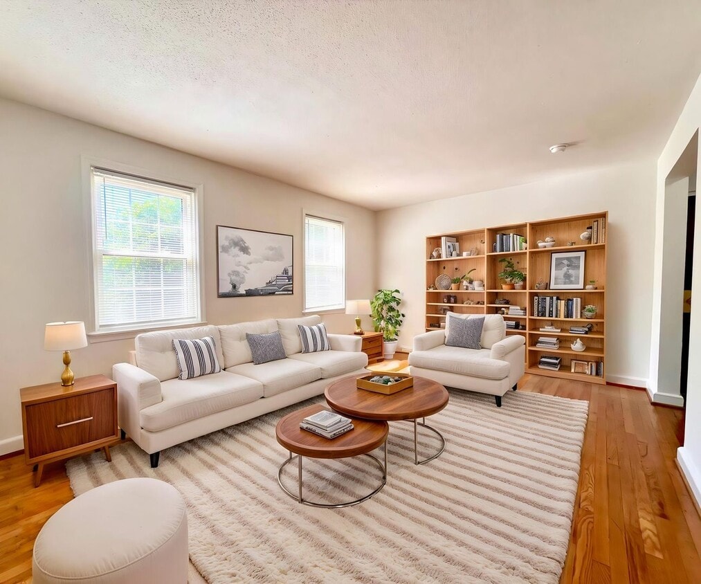 Photo - 2115 Suitland Terrace SE