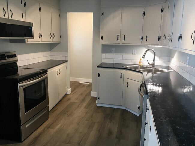 Foto del edificio - 901 W Lacrosse Ave