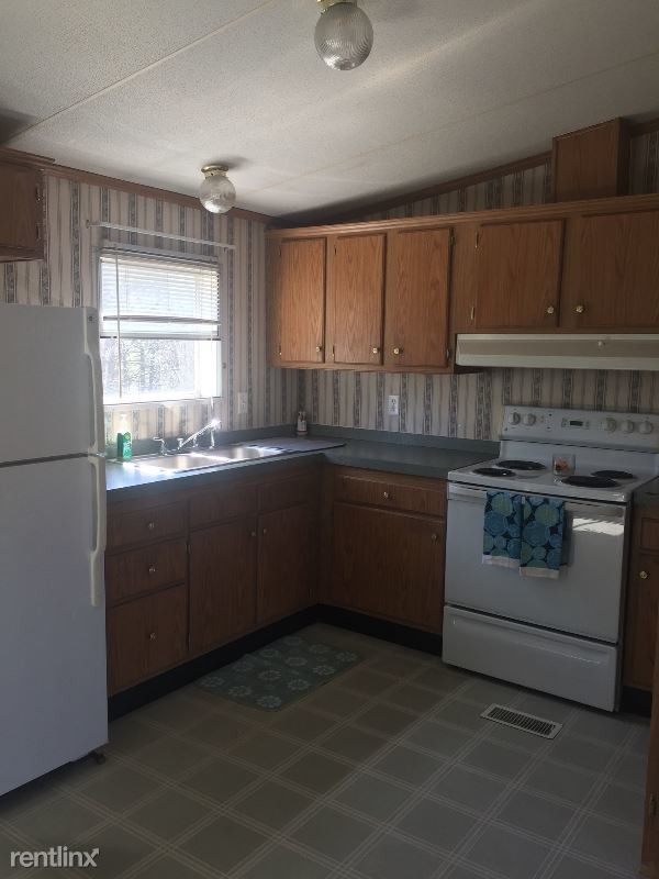 Building Photo - 117 Knorr Rd