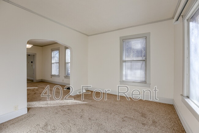Building Photo - 3724 Grand Ave