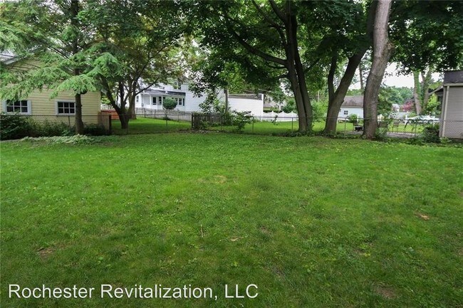 Foto del edificio - 3 br, 1.5 bath House - 70 Keswick Road