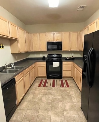 Building Photo - 247 Eli Hartley Dr