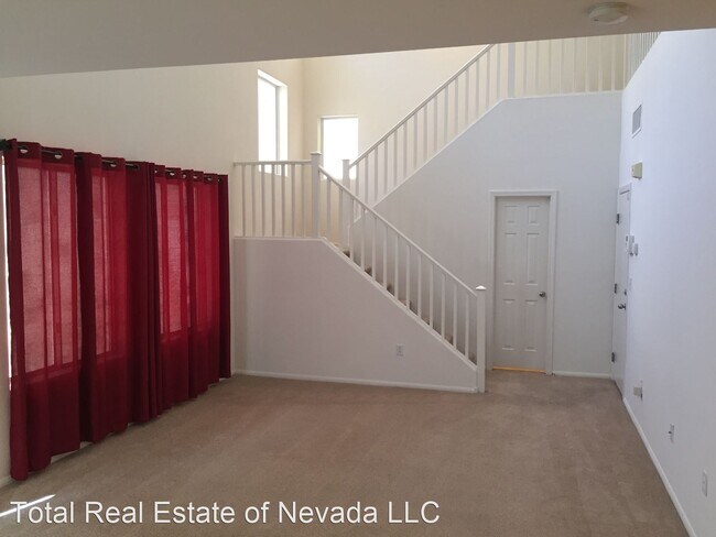 Building Photo - 3 br, 2.5 bath House - 5055 Dodge Ridge Av