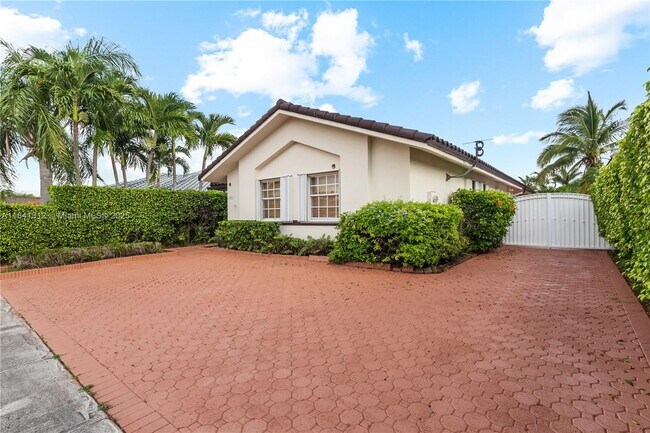 Foto del edificio - 14597 SW 113th St
