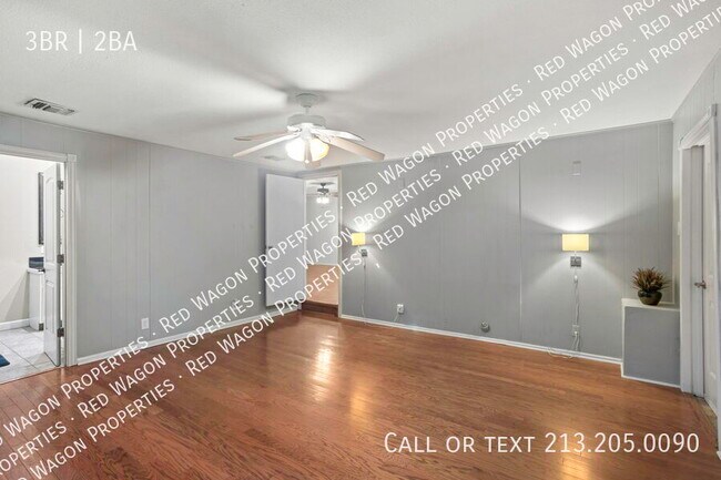 Building Photo - 18218 Scenic Loop Rd