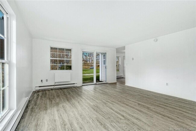 Foto del edificio - 115 Heather Ridge