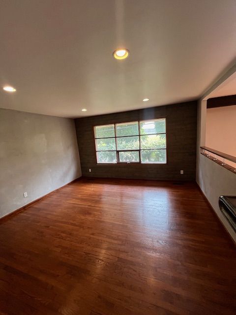 Foto del edificio - 27030 Berkshire Dr
