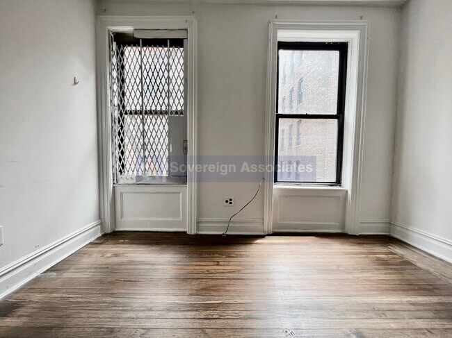 Building Photo - 184 Claremont Avenue