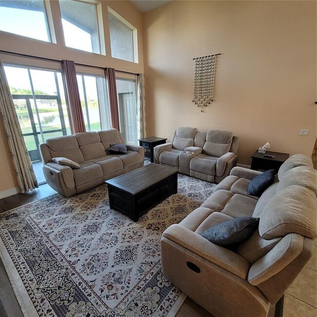 Building Photo - 10850 Breaking Rocks Dr