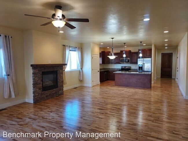 Foto del edificio - 3 br, 2 bath House - 200 Farmall Ln