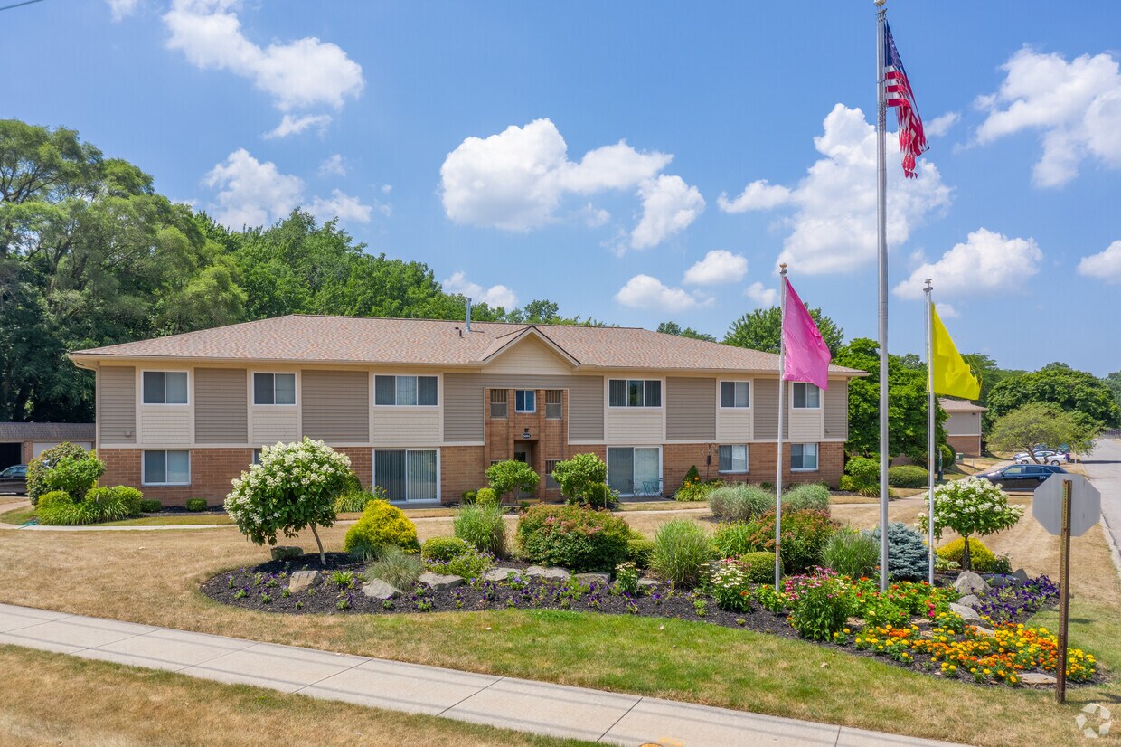 Foto principal - Great Northern Village Apartments