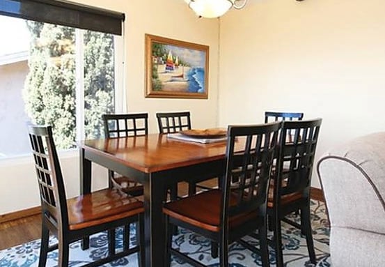 Dining Room Table Seats 8 - 3620 State St