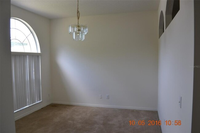 Foto del edificio - 10921 Arbor Ridge Dr