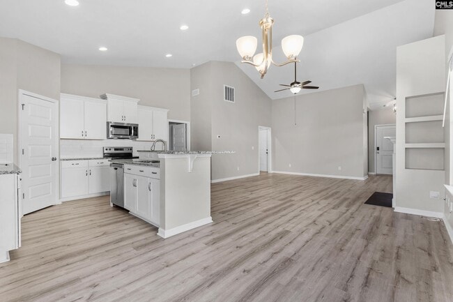 Foto del edificio - 1351 Montford Dr