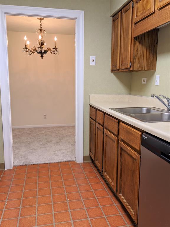 Building Photo - 661 Bering Dr