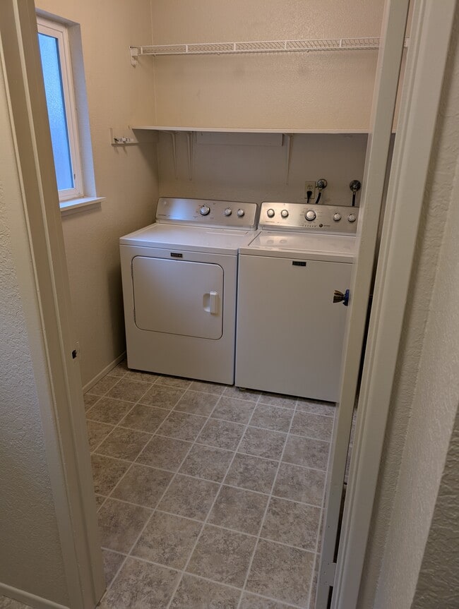 Building Photo - 4617 80th St NE