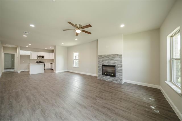 Building Photo - 2810 College Park Dr