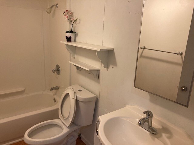 Foto del edificio - 5530 S 129th St