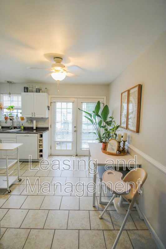 Foto del edificio - 1423 Ashley River Rd