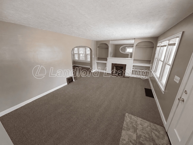 Building Photo - Character-Filled 3-Bedroom Colonial