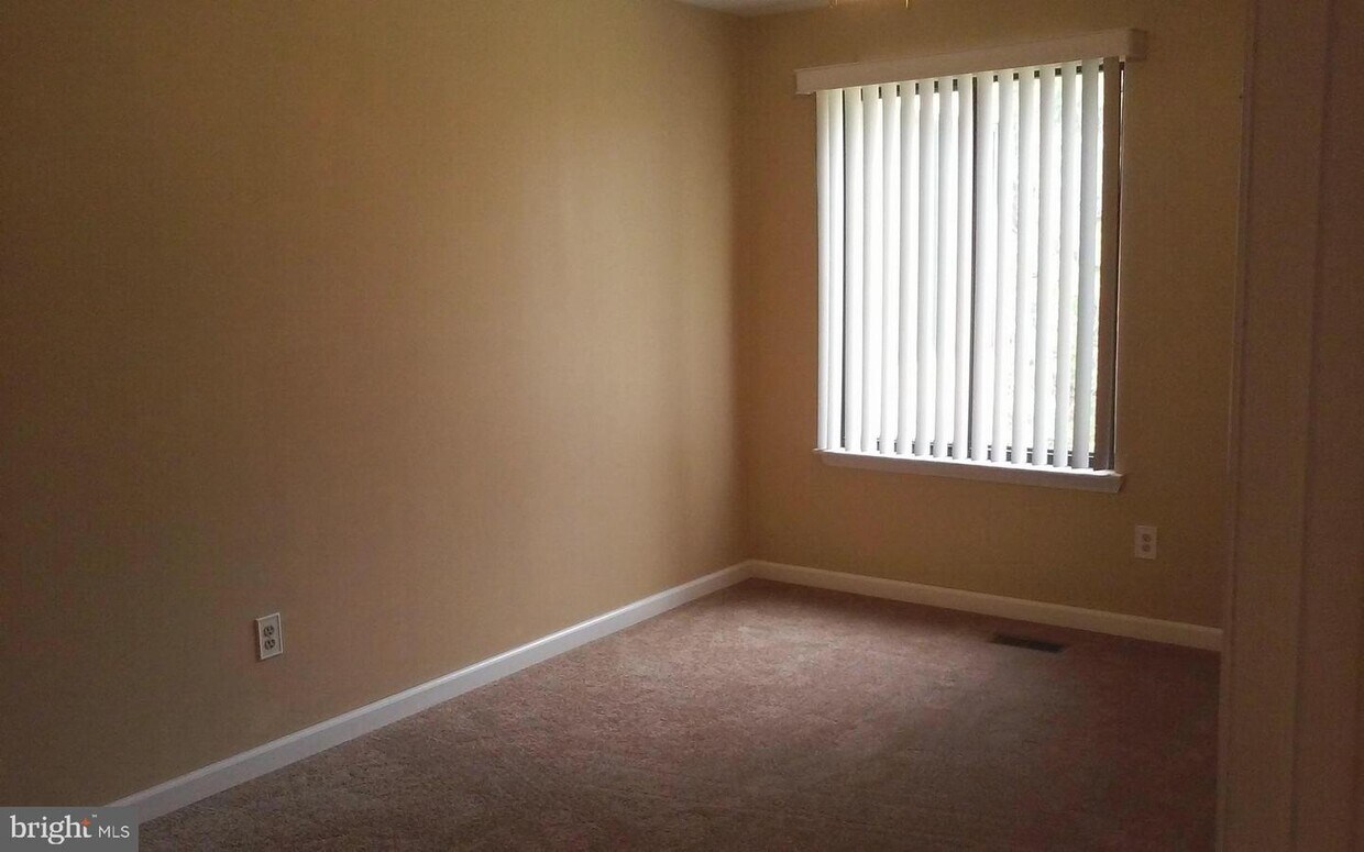 7514 Hilltop Dr Unit 212, Brookhaven, PA 19015 Condo for Rent in