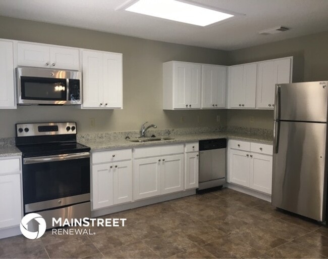 Foto del edificio - 8047 Chestnut Cedar Dr