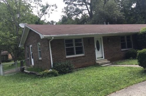 Foto principal - 698 New St, Radcliff, KY 40160