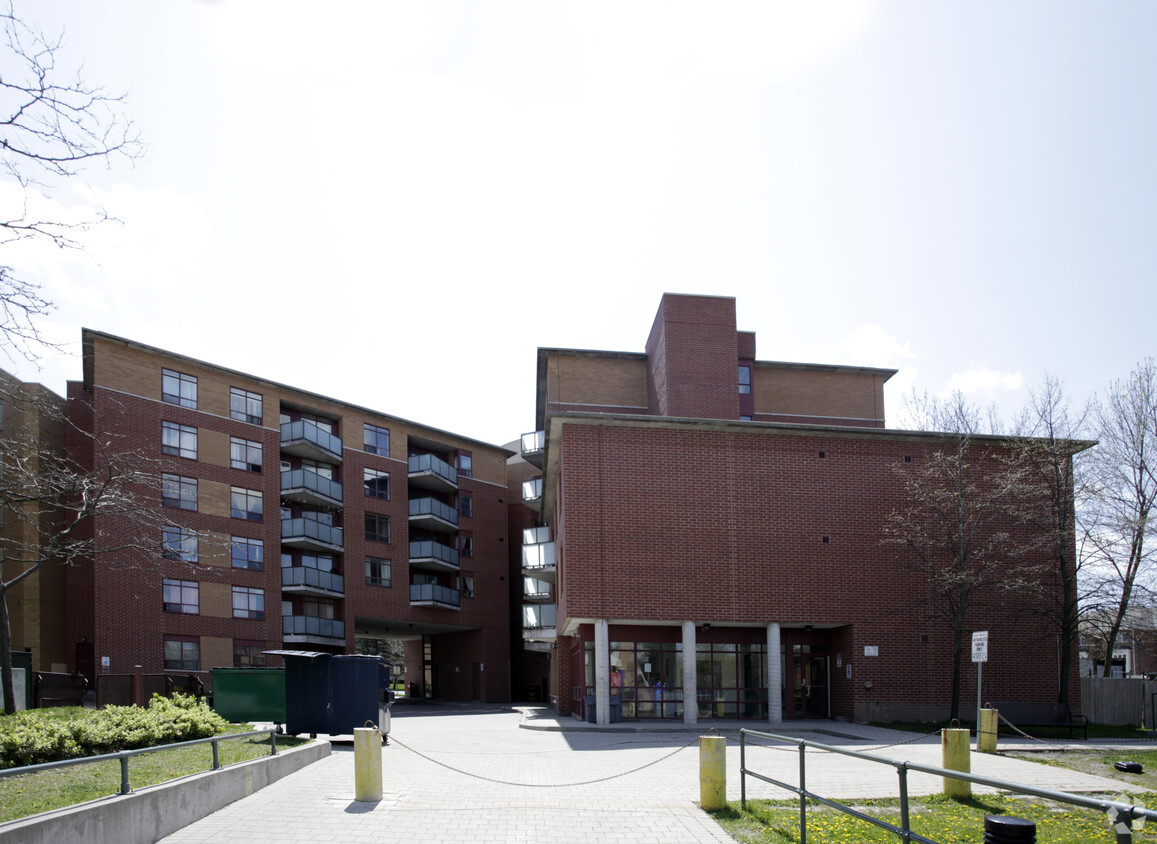 Building Photo - Gardenview Cooperative Homes