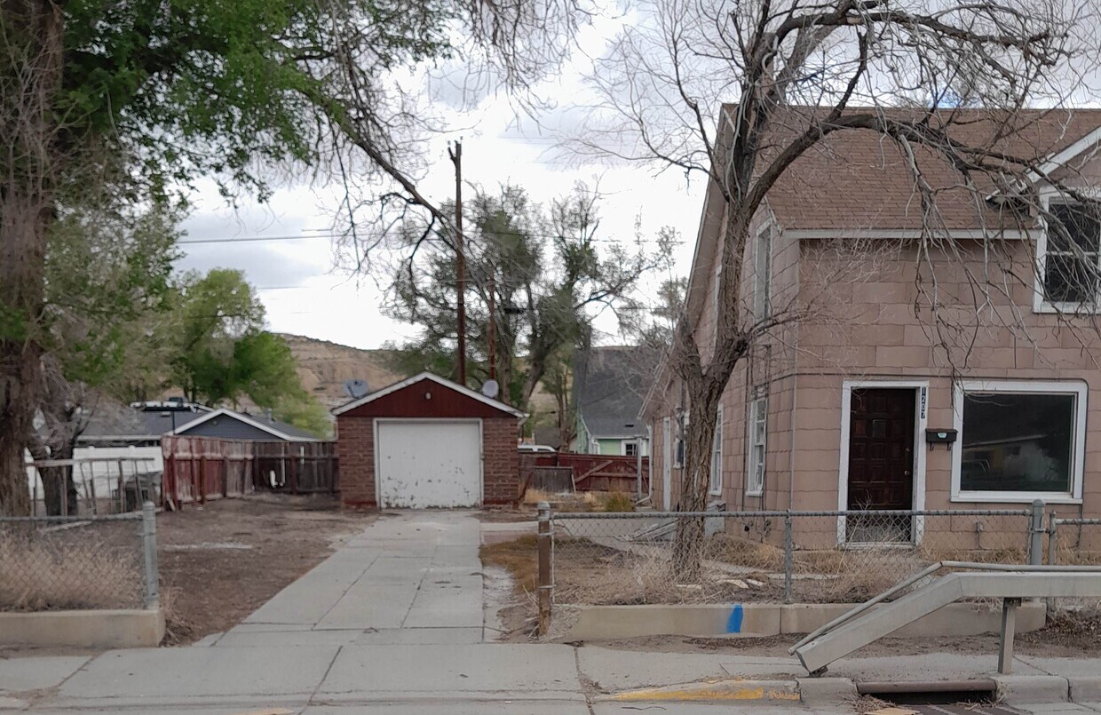 1207 9th St Unit 1207 9th, Rock Springs, WY 82901 Apartments in Rock