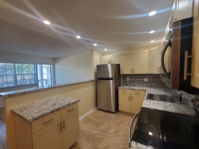 Foto del edificio - 5203 NE 24th Terrace