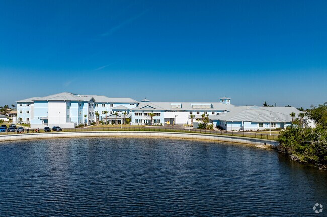 Building Photo - The Meridian at Punta Gorda Isles
