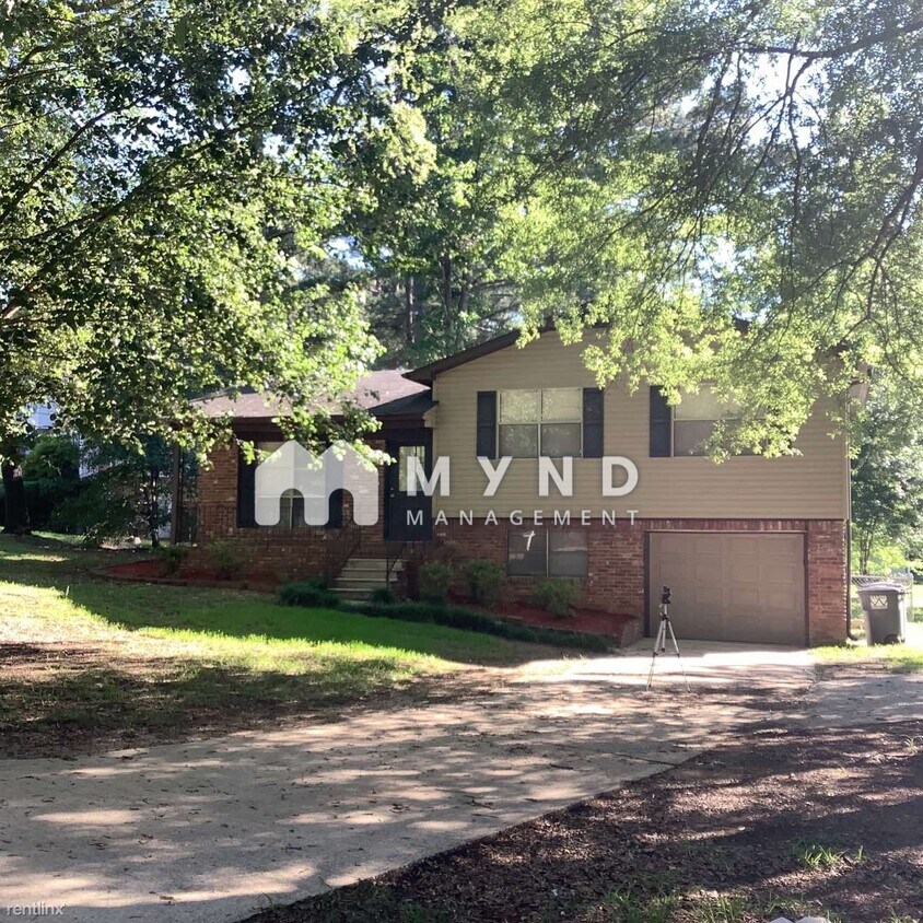Primary Photo - 3 br, 2.5 bath House - 5170 Hickory Dr NE