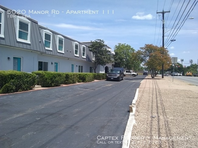 Building Photo - 5020 Manor Rd