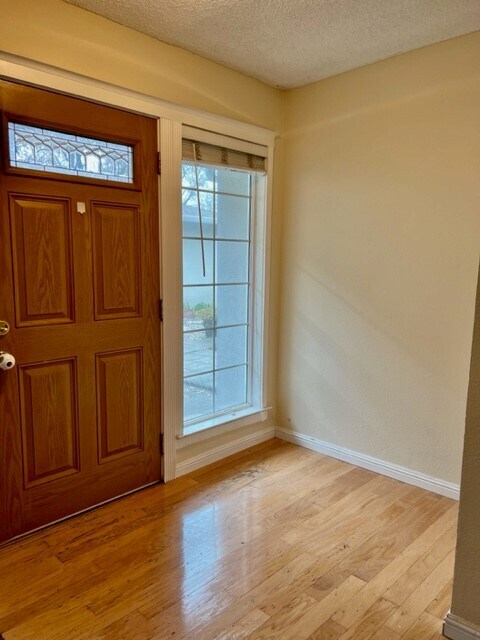 Foto del edificio - 1435 Del Rio Cir