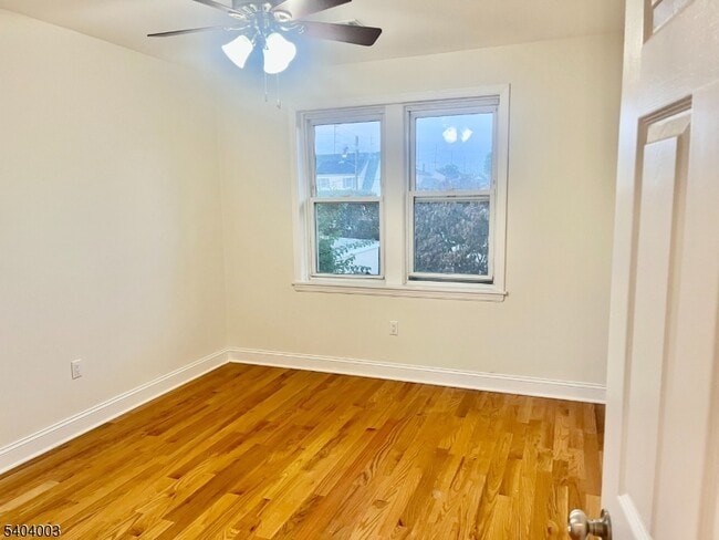 Building Photo - 10 Morton Pl