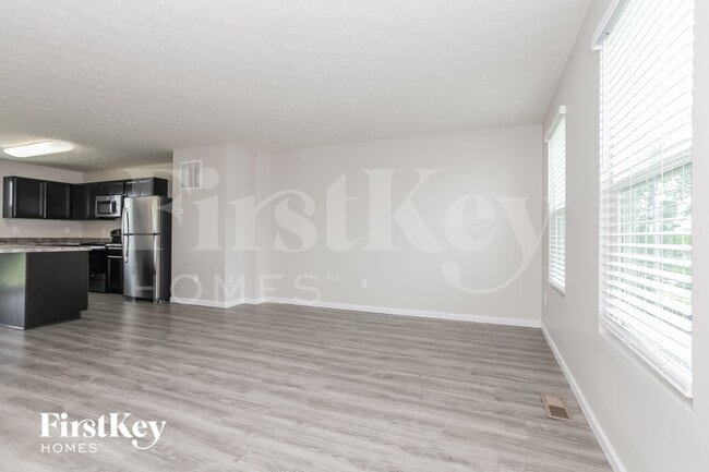 Building Photo - 4721 Megan Danielle Dr