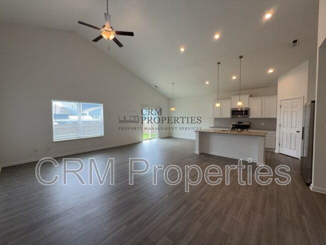 Foto del edificio - 3242 Somers Dr