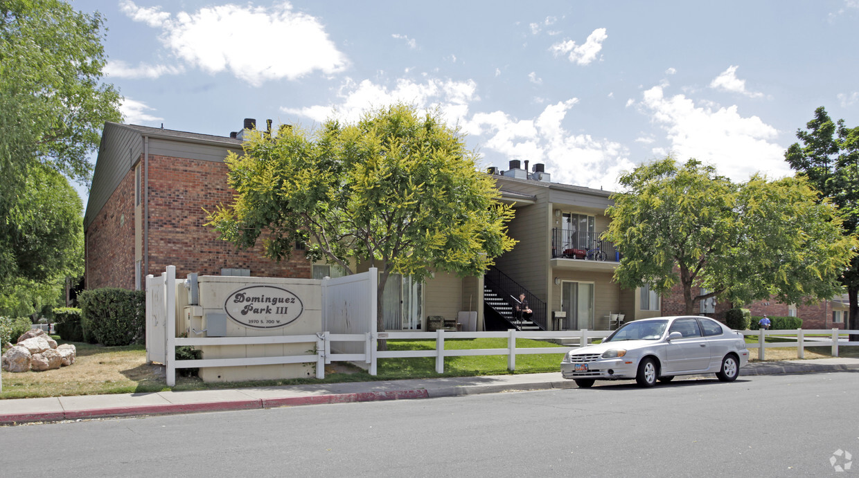 Primary Photo - Dominguez Park Apartments