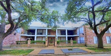 Building Photo - 3611 Stanford St