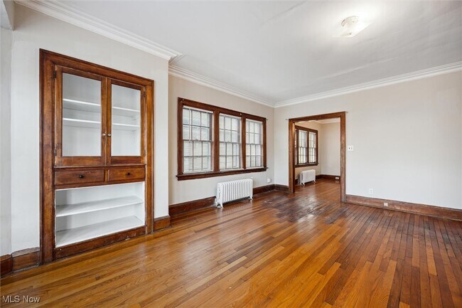 Foto del edificio - 13108 Cedar Rd