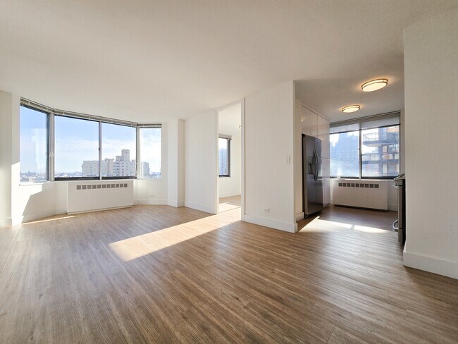 Foto del edificio - 1735 York Ave