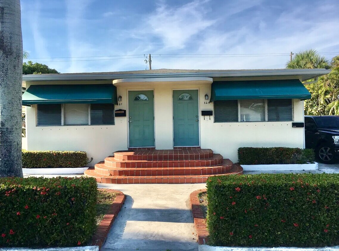 Photo - 325 Malverne Rd (West Palm Beach, FL)